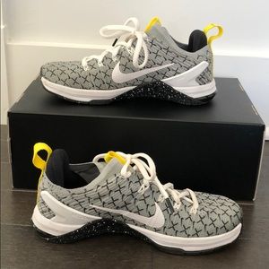 WMNS NIKE METCON DSX FK 2 AMP